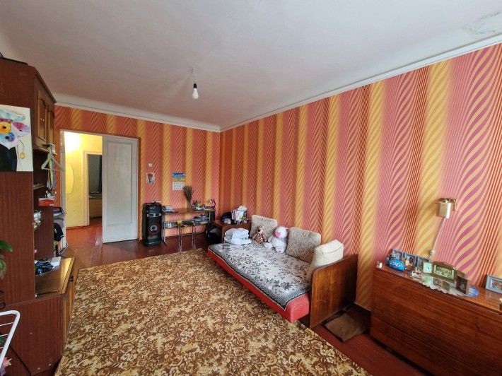 Продам 2 ком в центре ул. Галина Романова - фото 1