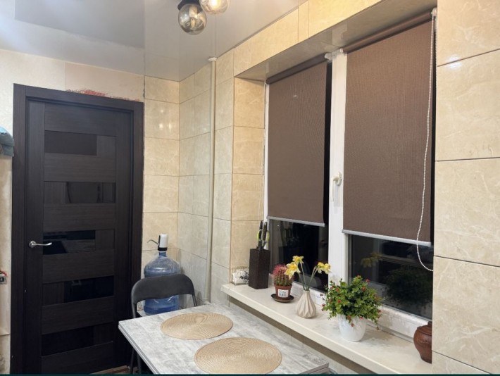 Продам 2-кімнатну квартиру з меблями, Черемушки (р-н Україна) Vi - фото 1