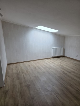 Продам 3-кімнатну квартиру - фото 1