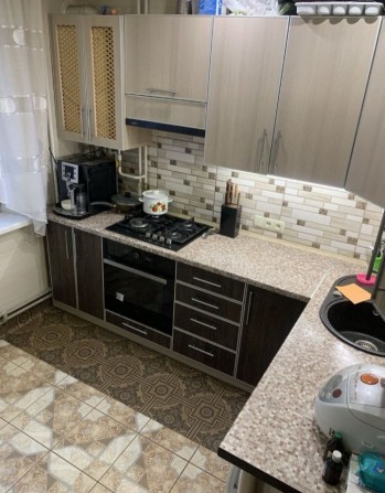 Продам 2к квартиру Левый берег АОгаз 10мкр Монтана - фото 1