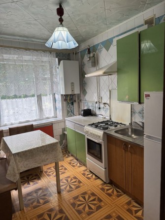 Продам 3-кімнатну квартиру - фото 1
