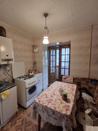 Продам 1 комнатную  квартиру в спальном районе - фото 1