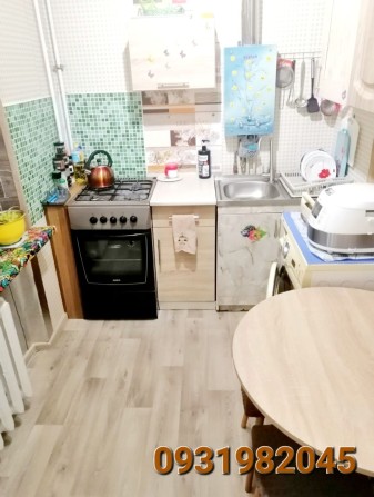 Продам 3-комнатную квартиру на ул. С. Слисаренка, р-н Украина - фото 1