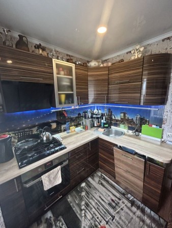 Продам двокімнатну квартиру - фото 1