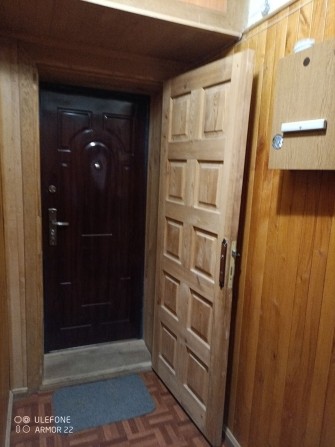Продам  2 -к квартиру м .Коростень - фото 1