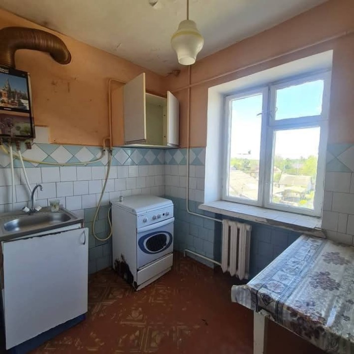 Продам 3-кімнатну квартиру в районі Черемушки! - фото 1