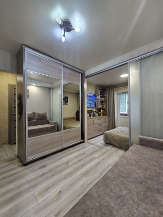 Продам 2-х кім. квартиру на Черьомушках - фото 1