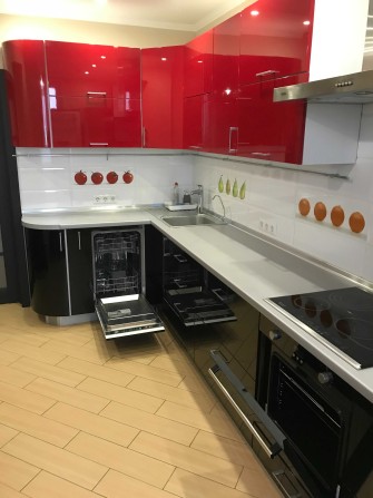 Продаж 3-х кім квартири в Києві, вул.Олевська 5 - фото 1