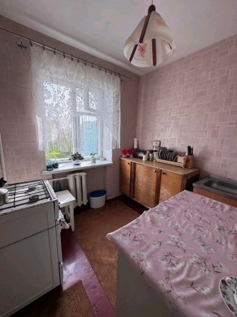 Продам 3х кімнатну квартиру. Р-н Черемушек (44 магазин). - фото 1