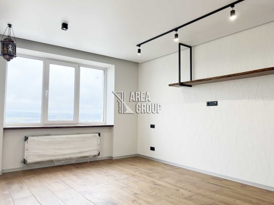 Вартість ЗНИЖЕНО! Новенька 2-кімнатна квартира з авторським ремонтом в Кам'янець-Подільський