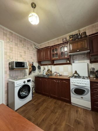 Продам 3-х кімнатну квартиру на 4 мікрорайоні - фото 1
