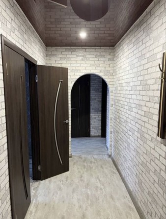Продам 2 кімнатну квартиру - фото 1