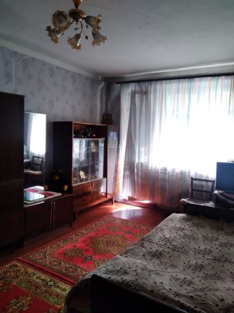 Продам 1-но кімнатну квартиру на 4 мікрорайоні - фото 1