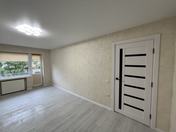 Продаж квартири з гарним новим ремонтом. - фото 1
