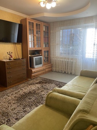 Продам квартиру з гаражем і присадибною ділянкою - фото 1