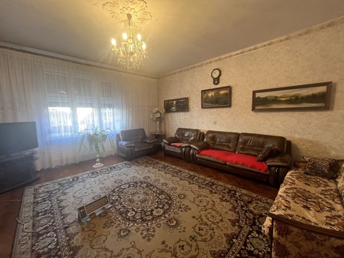 Продається квартира - фото 1