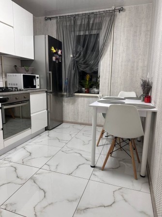 Продам 2х кімнатну квартиру з якісним ремонтом. - фото 1