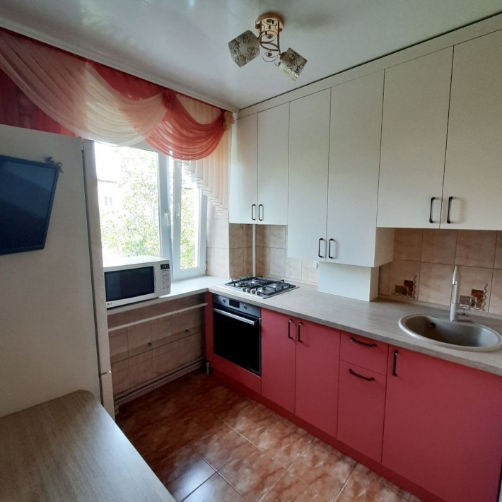Продам 3-кім. квартиру в районі 6 школи, м. Прилуки - фото 1