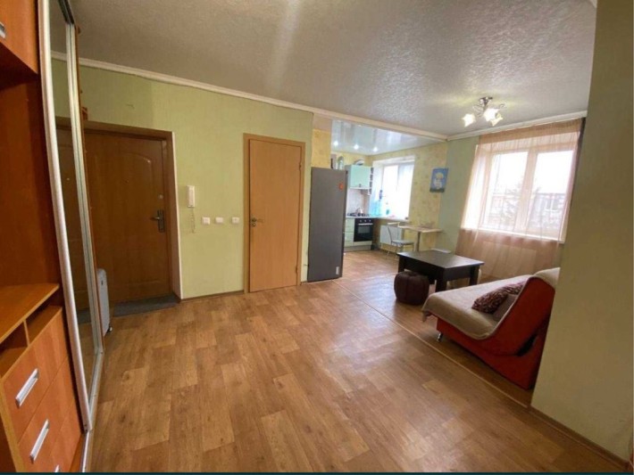 Продам 3 х комнатную квартиру в центе возле Самолета - фото 1