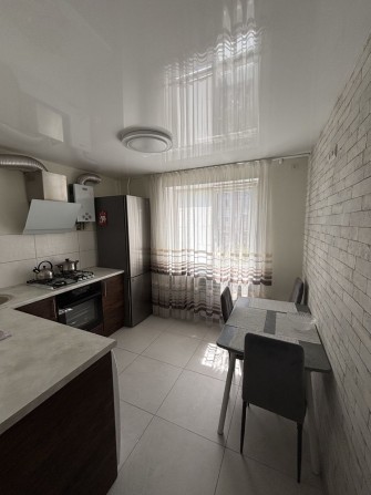 Продается 2 комнатная квартира. Центр. Славянск. - фото 1