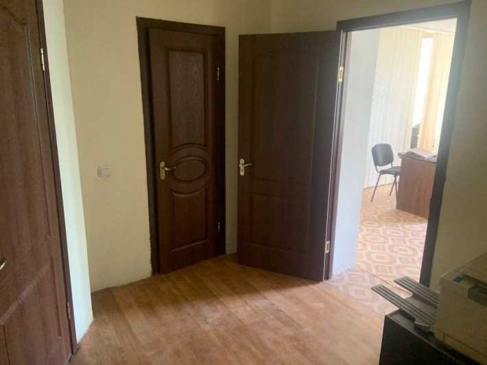 Продается квартира в центре города. Продажа по сертификату. - фото 1