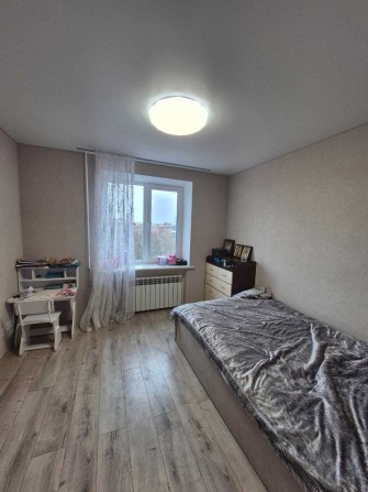 продаж трикімнатної квартири по вул. Захисників України - фото 1