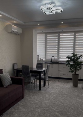 Продам 2к квартиру (кухня вітальня+2 кімнати) ЖК Корона Дубово - фото 1