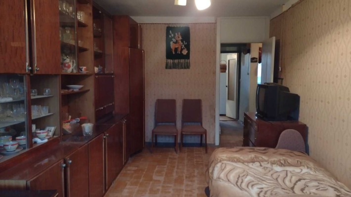 Продам 2-х комнатную квартиру улучшенной планировки - фото 1