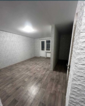 Продам 1 комнатную квартиру с кап. ремонтом - фото 1