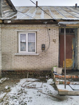Продам квартиру в будинку - фото 1