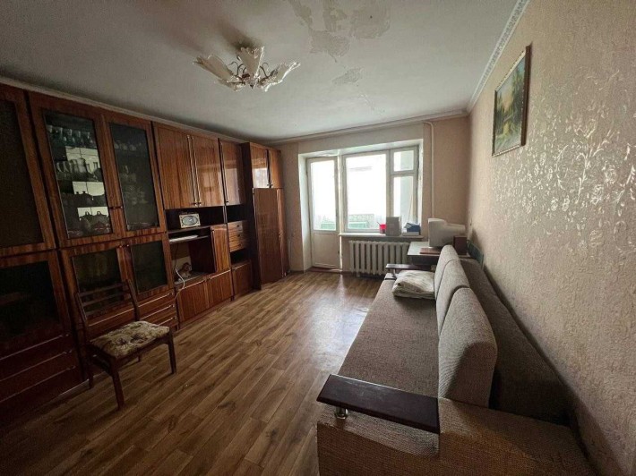 Продається 1к квартира, район Виставка. - фото 1