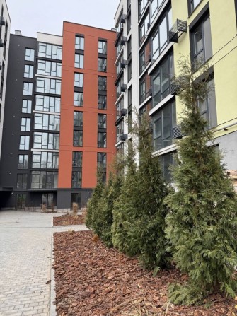 Продам 2к квартиру з кухнею студією! - фото 1