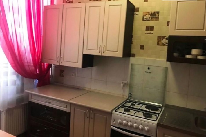 Проспект Миру (орієнтир, 2-га Поліклініка), частково з меблями; - фото 1