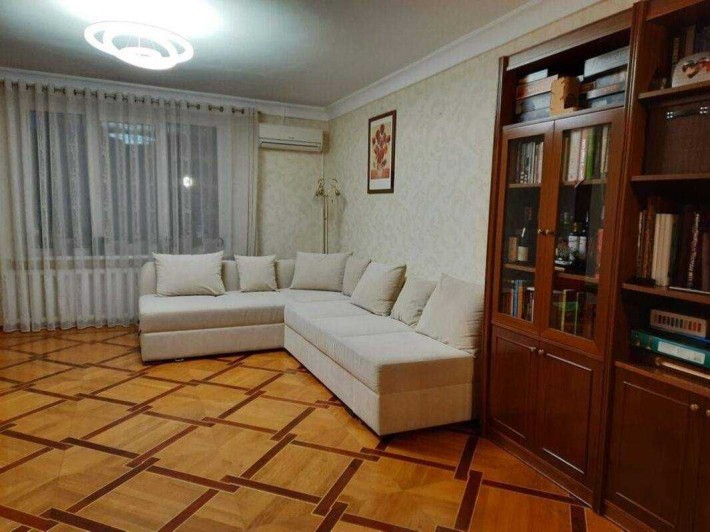 3 кімнатна квартира на Виставці індивідуальне опалення - фото 1