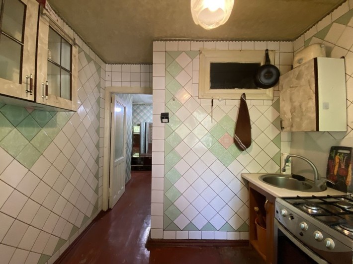 Продам 2-к кв 46м в кирпиче, по ул В Сухомлинського смт Слобожанське - фото 1