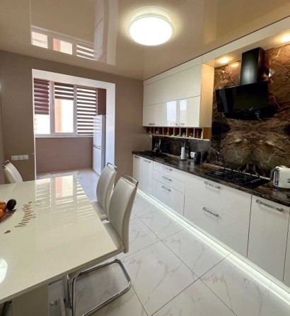 Продам 2-к квартиру (70м2) в ЖК Брама -1, Слобожанское - фото 1