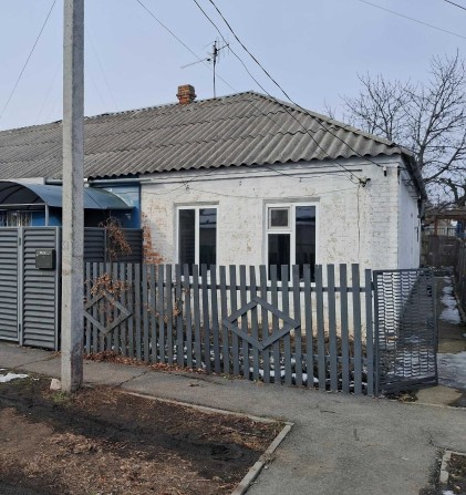 Двухкомнатную квартиру в центре - фото 1
