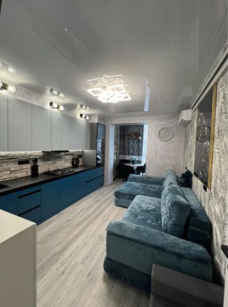 Рнальная! Продам 2к квартиру в ЖК Днепровская Брама 2 - фото 1