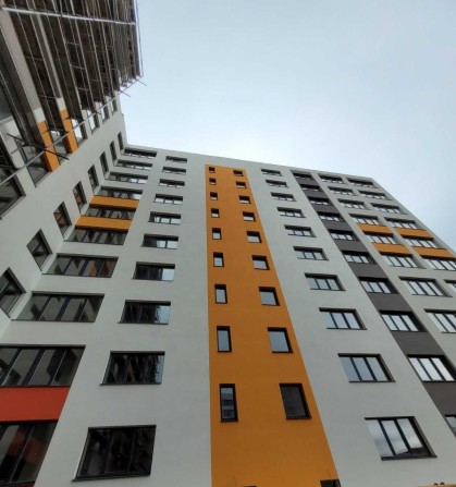 Продаю двокімнатну квартиру ЖК Вишневий. - фото 1