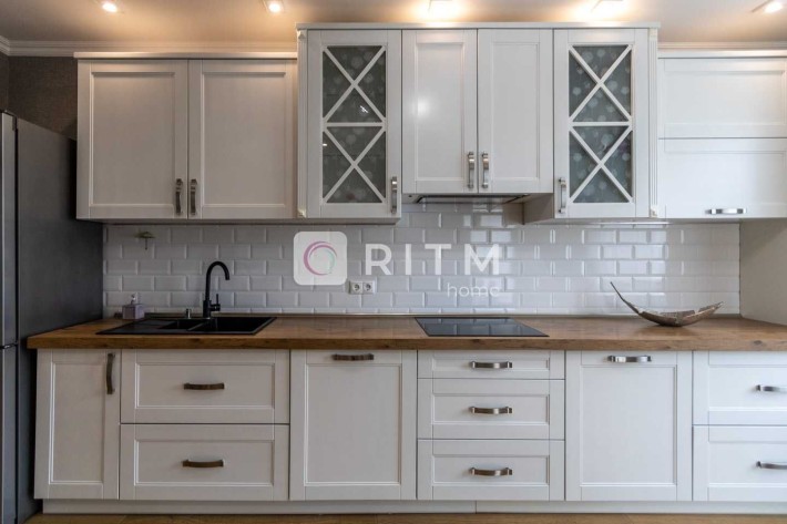 Продаж 3 км.квартира. Калинова слобода.вул. Слобідська 23 - фото 1