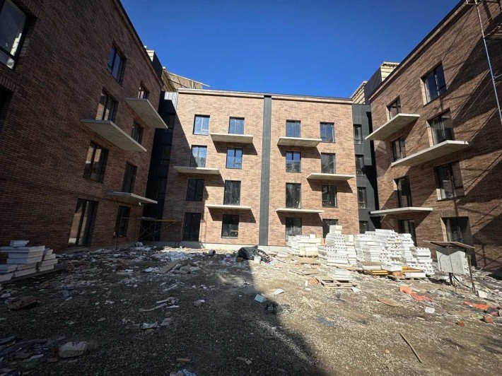 Продаж квартири в ЖК Долішній на зручному 2 поверсі - фото 1