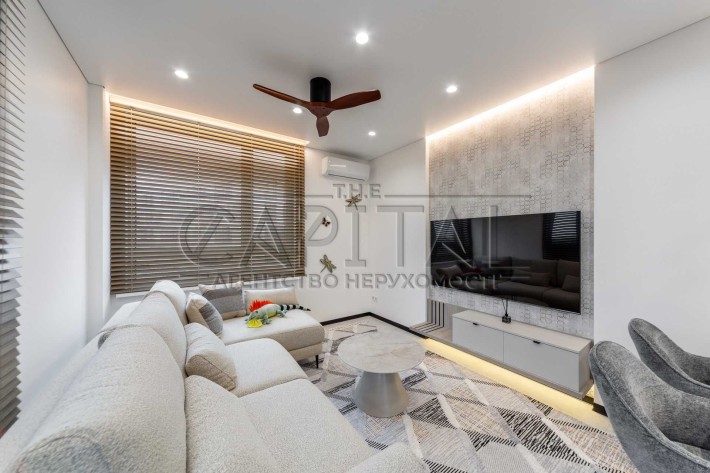 Продаж нової 3К(75м2) з дизайнерським ремонтом в закритому комплексі - фото 1