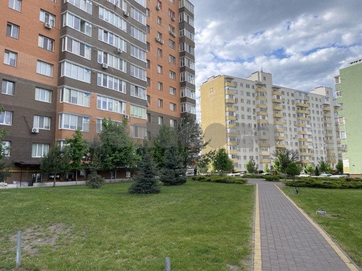 Продаж 2 к квартири ЖК Перший парковий, Білогородка - фото 1