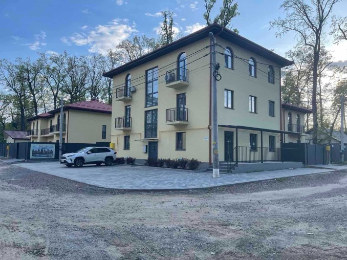 2к квартира у Ворзелі клубний будинок - фото 1