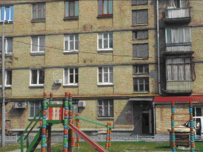 Продам 4-кімнатну квартиру на Повітрофлотському проспекті, 50/2 - фото 1