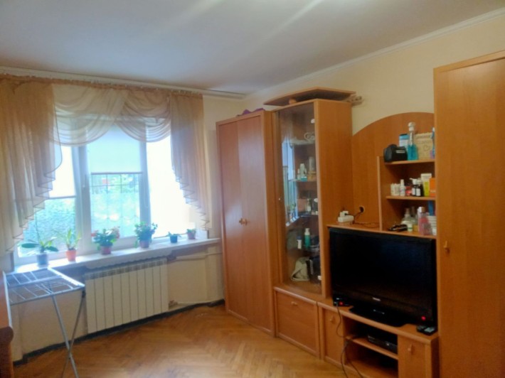 Продам 2 кімнатну квартру Солом'янський р-н, вул.Михаїла Дінця, 25\89 - фото 1
