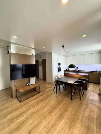 Продаж 3-к квартири вул. Сикорського 1 - фото 1