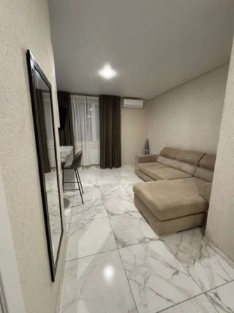 Продаж 1-к квартири вул. Березова 40 - фото 1