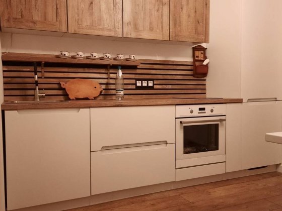 Продам 1 кімнатну по вул. Гмирі 16 Київ