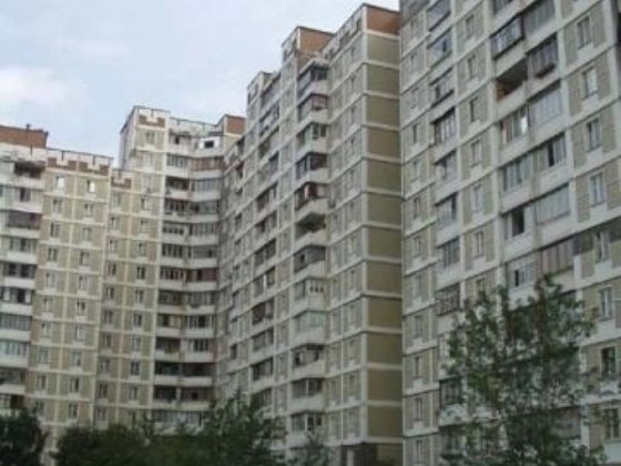 Продаж 2-к квартири вул. Ревуцького 18 Киев